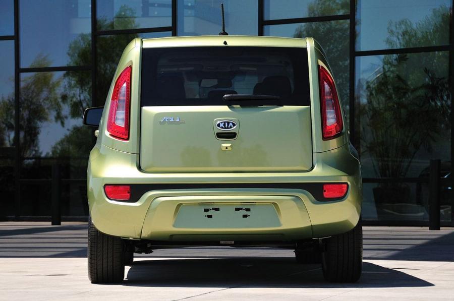  Kia Soul 2012 года  (фото 20 из 73)